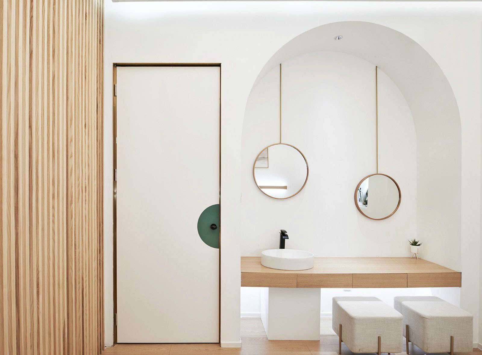 鄭州美甲店裝修設(shè)計效果圖