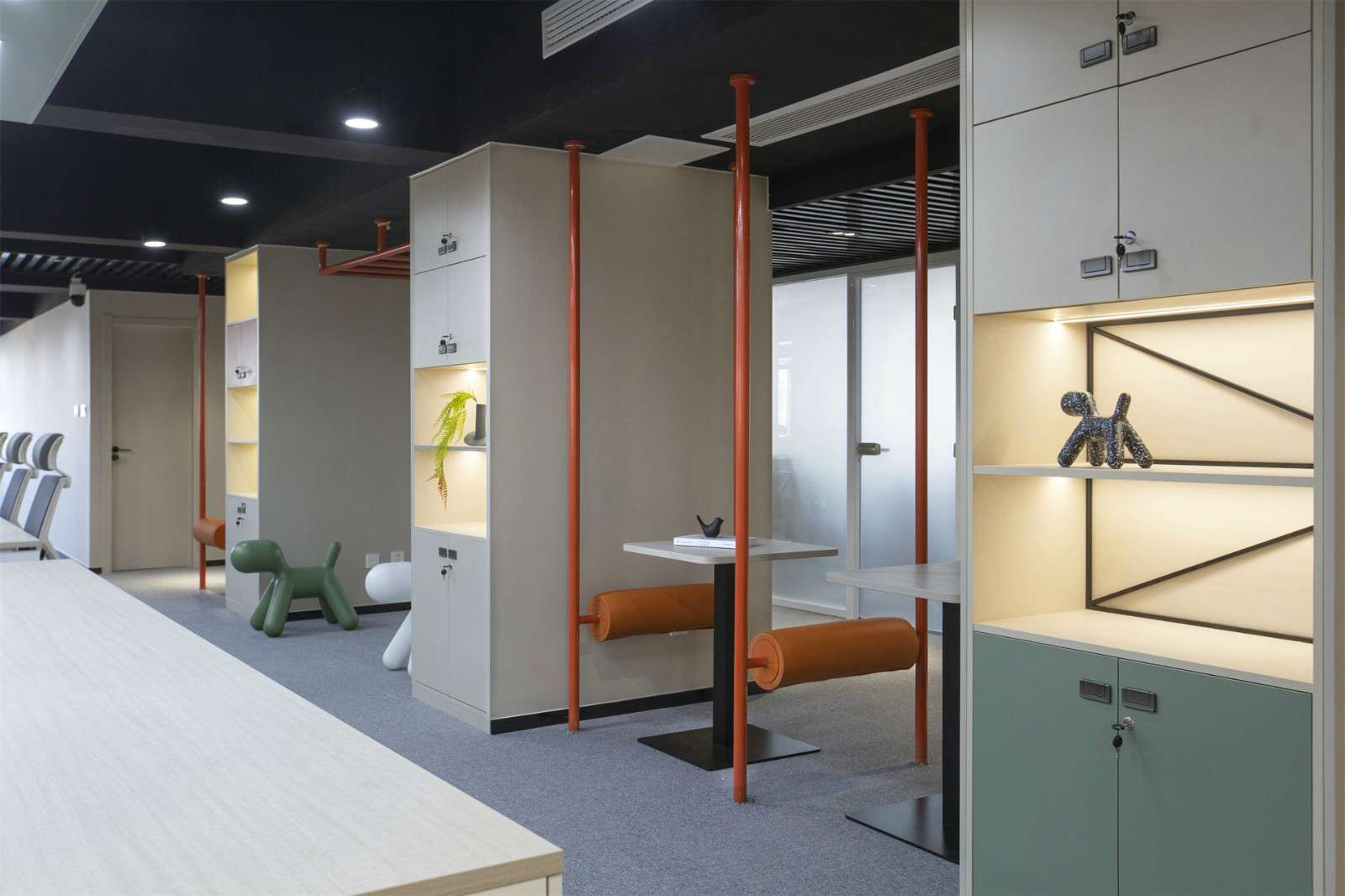 鄭州辦公室裝修的辦公區(qū)域怎么設(shè)計? 鄭州辦公室裝修的辦公區(qū)域怎么設(shè)計?