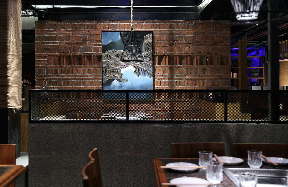 600平米老船說火鍋裝修設(shè)計效果圖