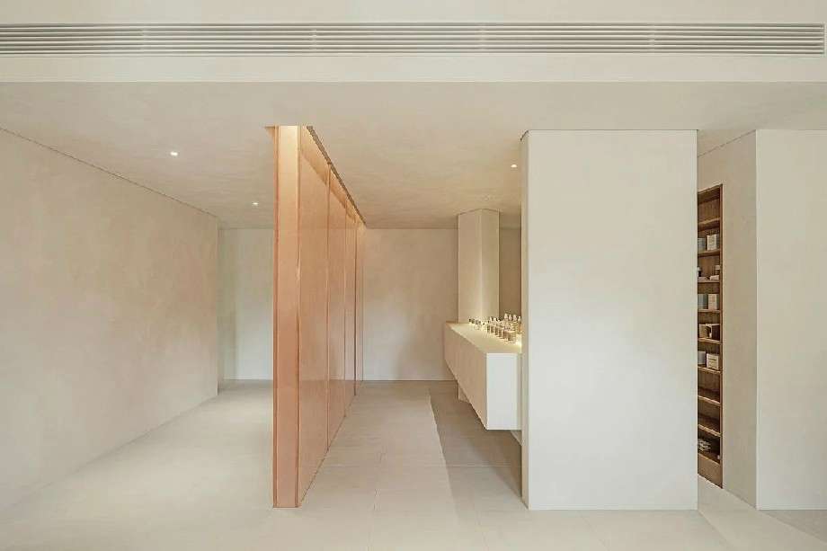 鄭州香水店裝修設(shè)計(jì)效果圖