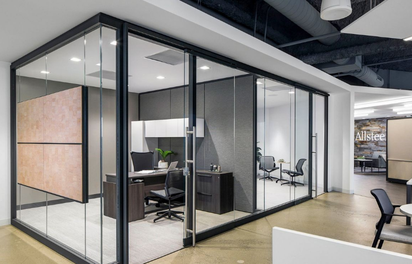 鄭州辦公室玻璃隔斷效果圖-不同類型玻璃隔斷價格 鄭州辦公室玻璃隔斷效果圖-不同類型玻璃隔斷價格