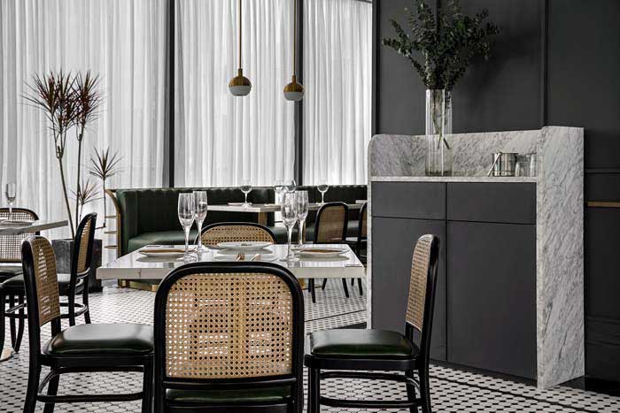 210m2許昌西餐廳裝修設(shè)計效果圖