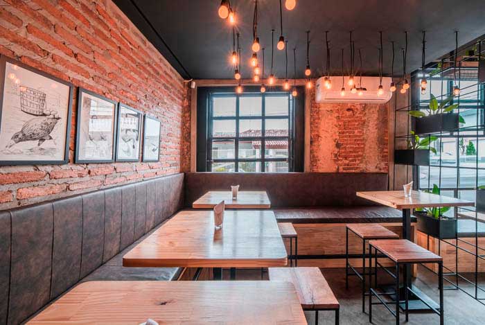 100m2鄭州酒吧+餐廳設(shè)計(jì)效果圖