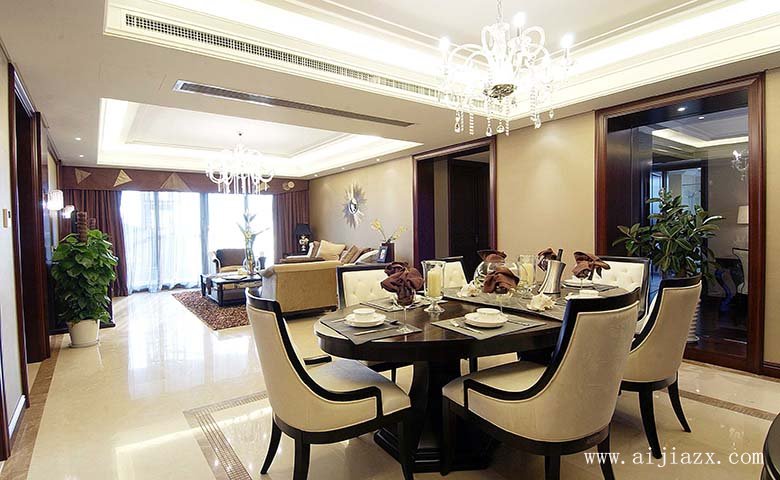 純凈舒適的簡(jiǎn)歐風(fēng)格大戶(hù)型餐廳裝修效果圖