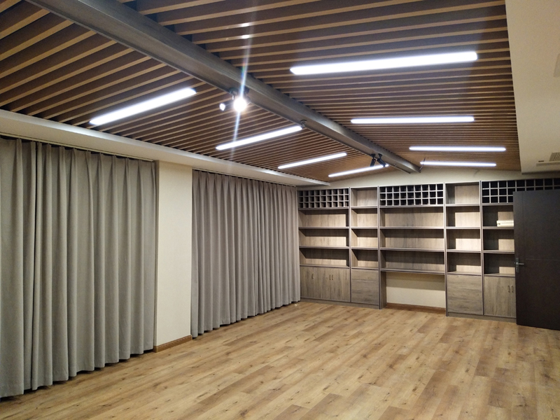 夏季施工要注意那些細(xì)節(jié)？鄭州辦公室設(shè)計(jì)公司